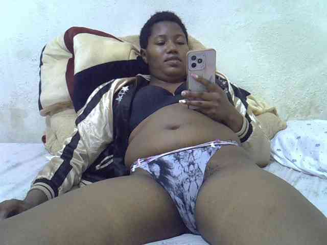Queentafa23 webcam