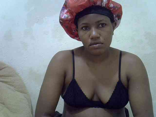 Queentafa23 webcam