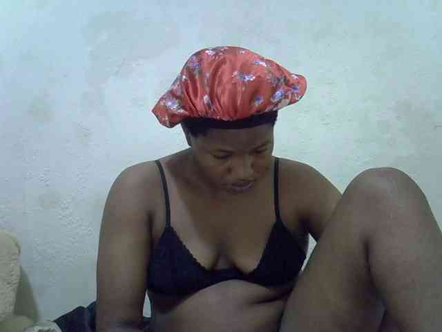 Queentafa23 webcam