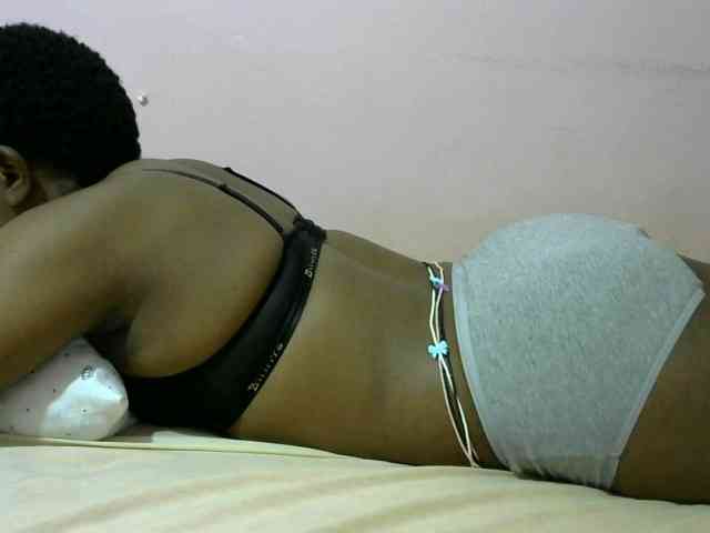Queentafa23 webcam
