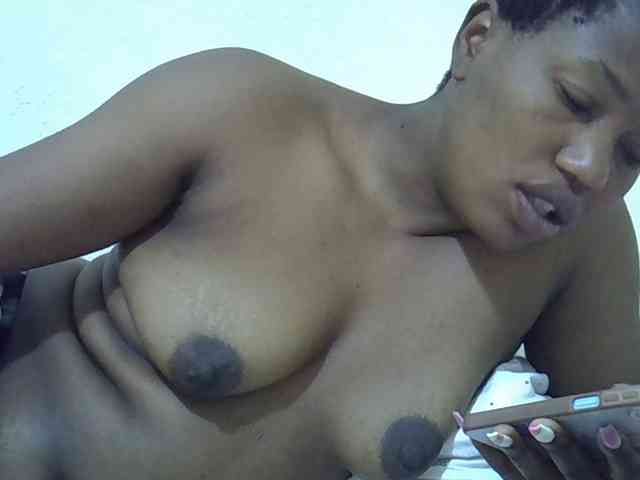 Queentafa23 Queentafa23