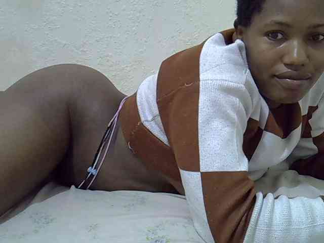 Queentafa23 webcam