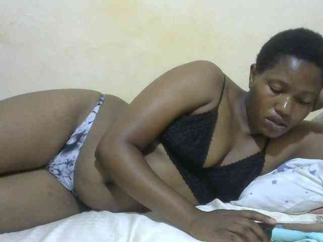Queentafa23 webcam