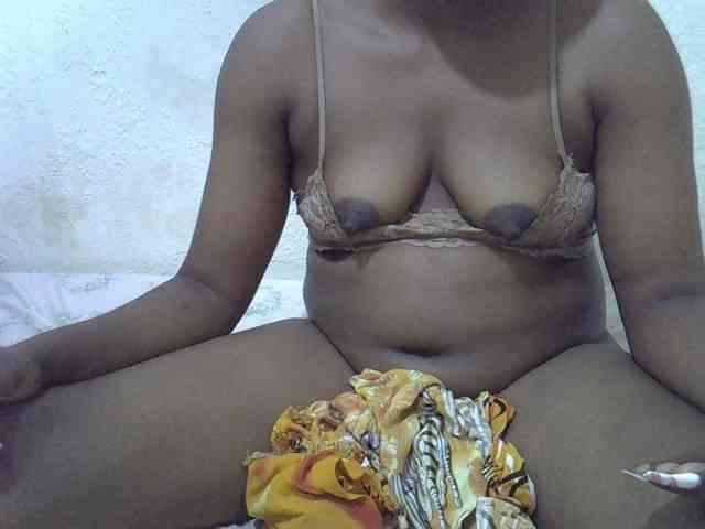 Queentafa23 webcam