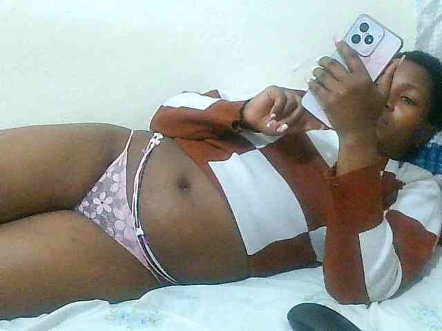 Queentafa23 webcam