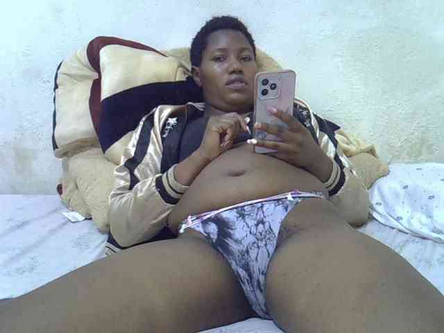 Queentafa23 webcam