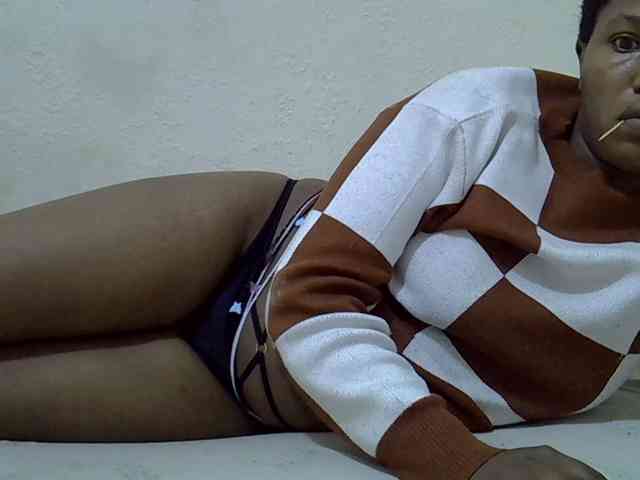 Queentafa23 webcam