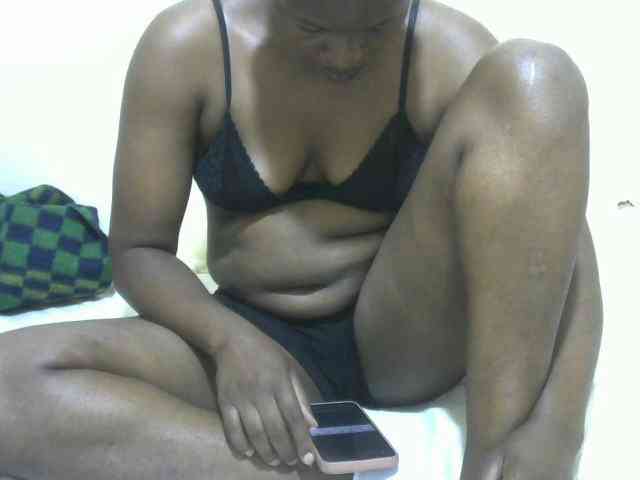 Queentafa23 webcam