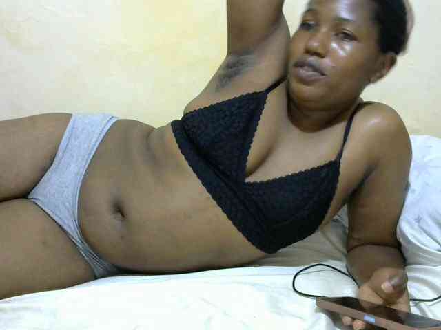 Queentafa23 webcam
