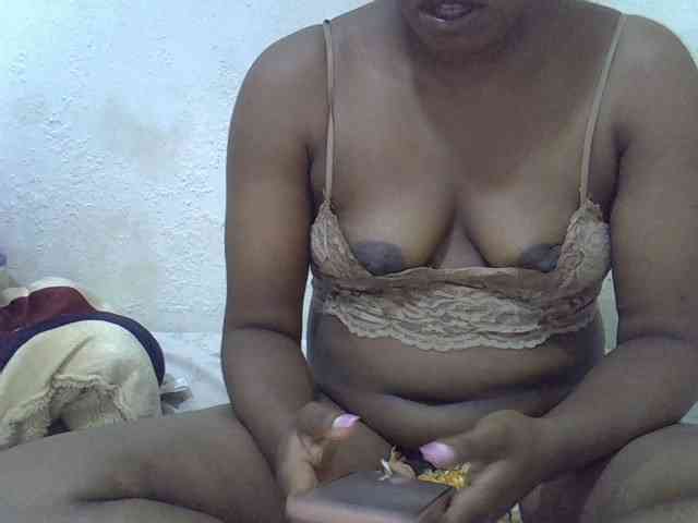 Queentafa23 webcam