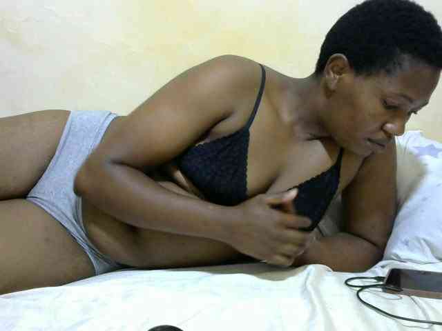 Queentafa23 webcam