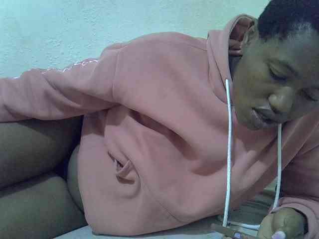 Queentafa23 webcam