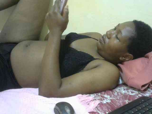 Queentafa23 webcam