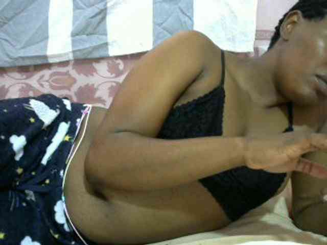 Queentafa23 webcam