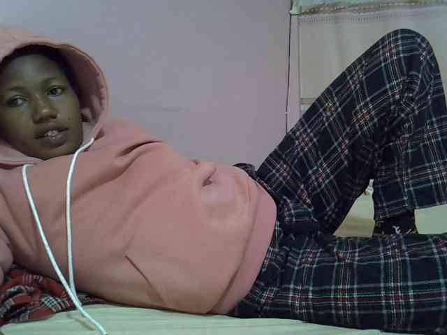 Queentafa23 Queentafa23