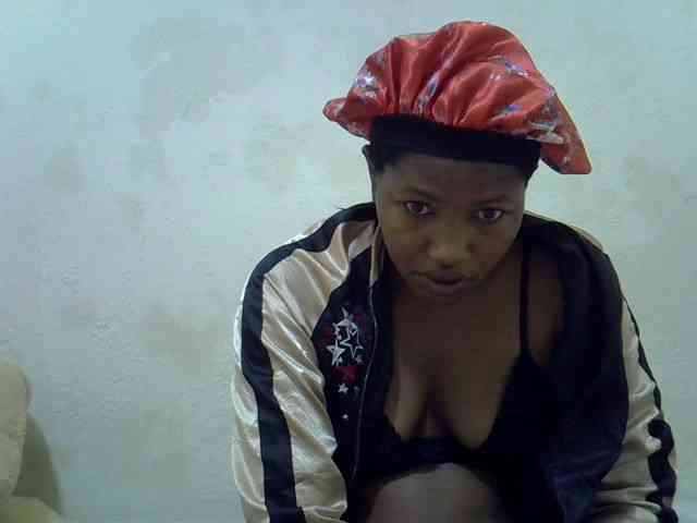 Queentafa23 webcam