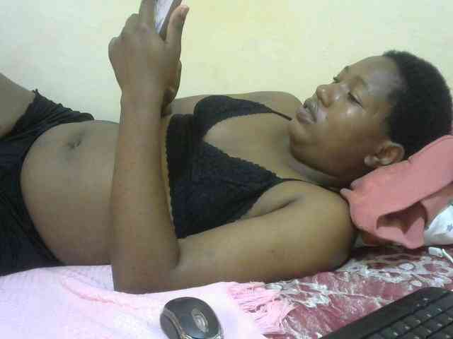 Queentafa23 webcam