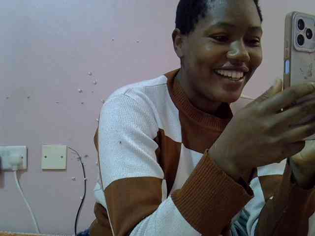 Queentafa23 webcam