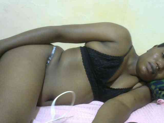 Queentafa23 webcam