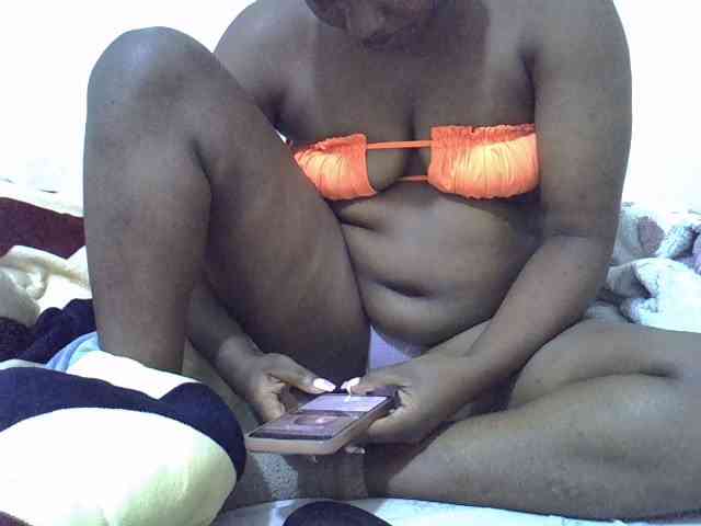 Queentafa23 webcam