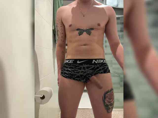 Boy-hot Live Webcam on BongaCams