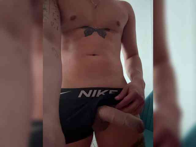 Boy-hot Live Webcam on BongaCams