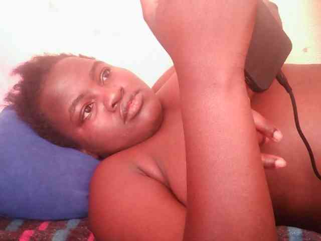 Creamyypussy webcam