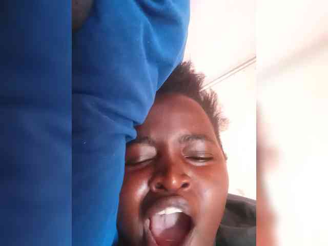 Creamyypussy webcam