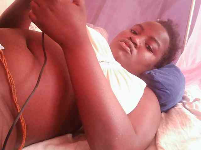 Creamyypussy webcam