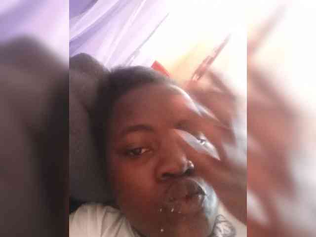 Creamyypussy webcam