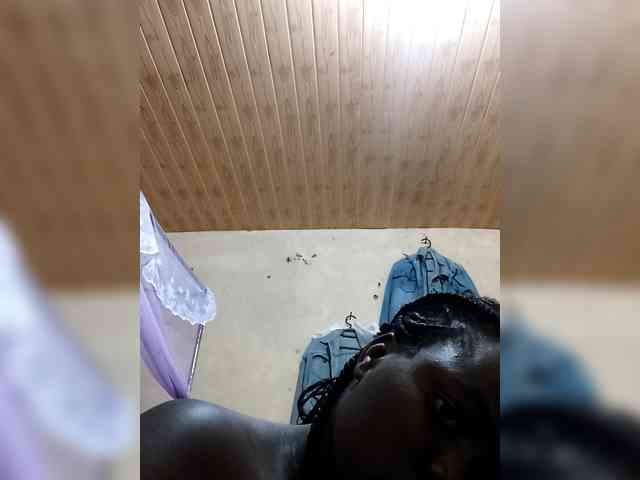 Creamyypussy webcam