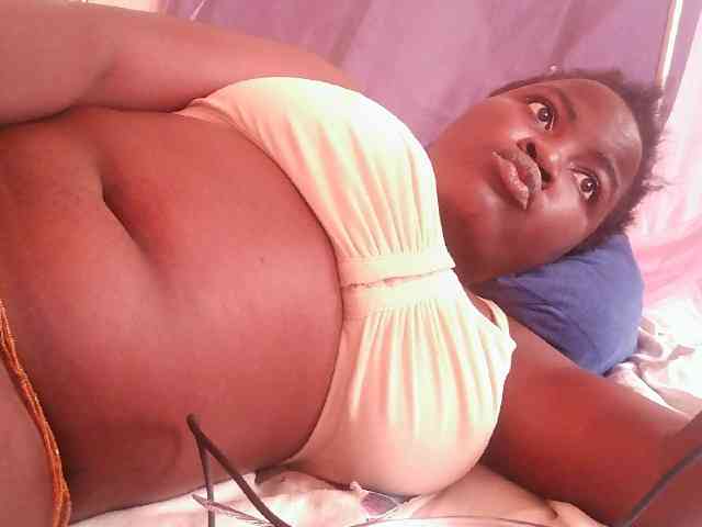Creamyypussy webcam