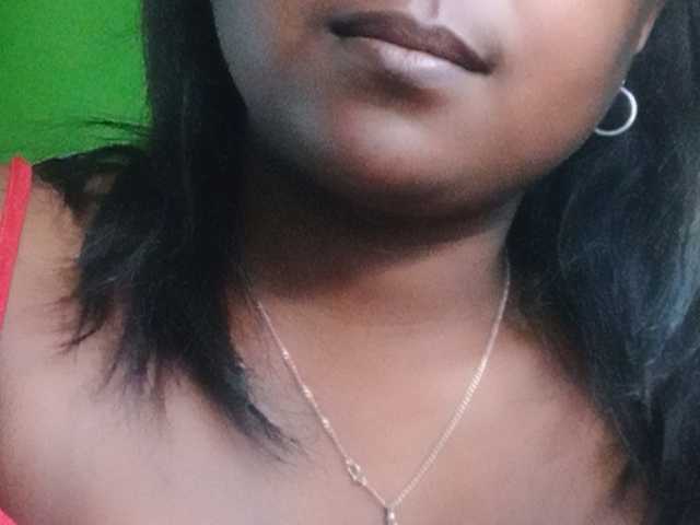 Alice527 live cam on BongaCams