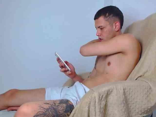 ANDRESAREVALO