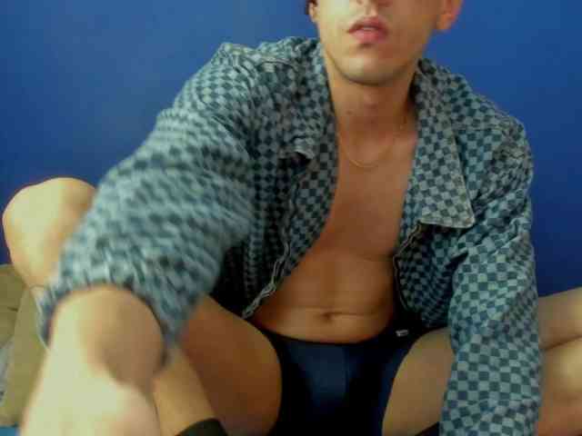 ANDRESAREVALO