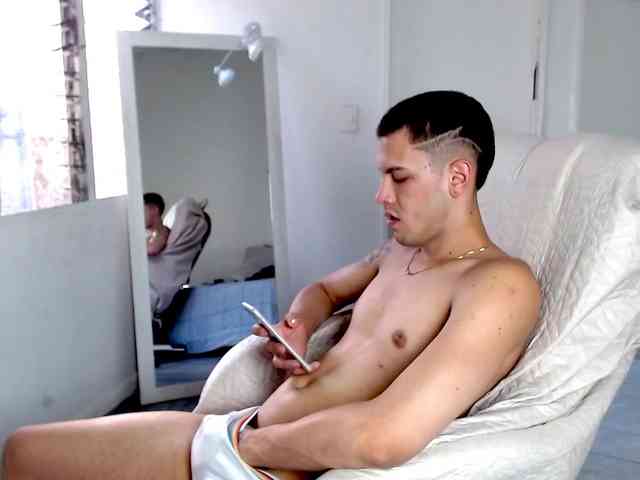 ANDRESAREVALO