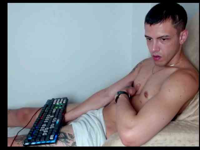 ANDRESAREVALO