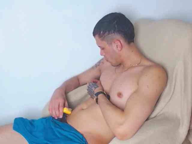ANDRESAREVALO