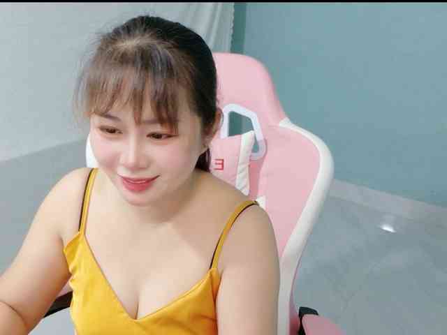 Hotgirlplay Live Webcam on BongaCams
