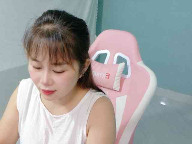 Hotgirlplay Live Webcam on BongaCams
