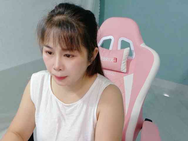 Hotgirlplay Live Webcam on BongaCams