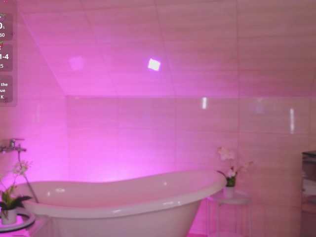 Deibora live webcam show