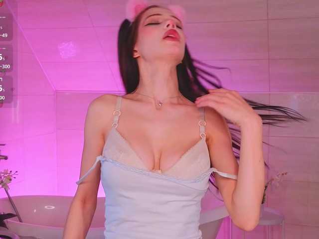 Deibora live cam on BongaCams