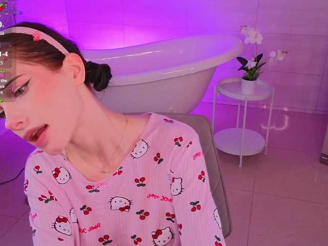 Deibora live webcam show