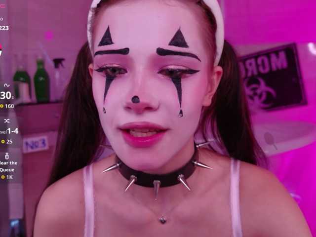 Deibora, live now on BongaCams