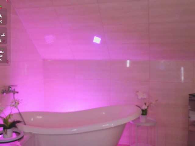 Deibora live webcam show