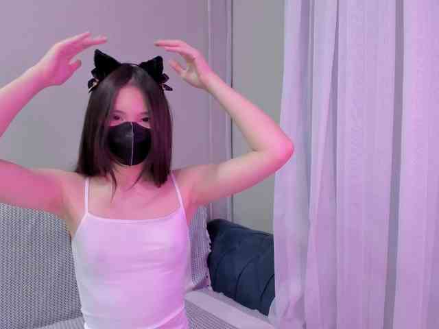 モデル: sheangell