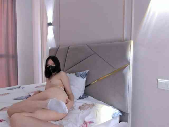 モデル: sheangell