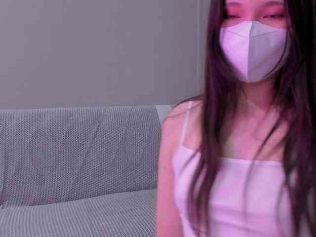 モデル: sheangell