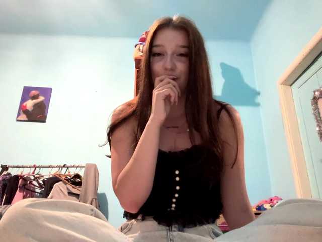 AsyaGoldi live cam on BongaCams